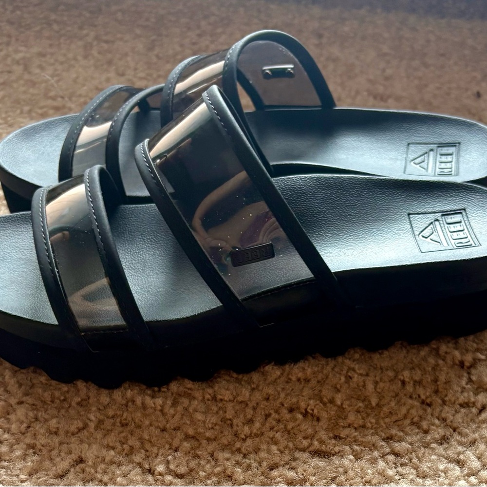 Black Reef Vista Hi Slide Sandals